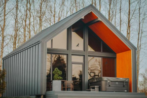 New! Sniegi design cabin with sauna and jacuzzi